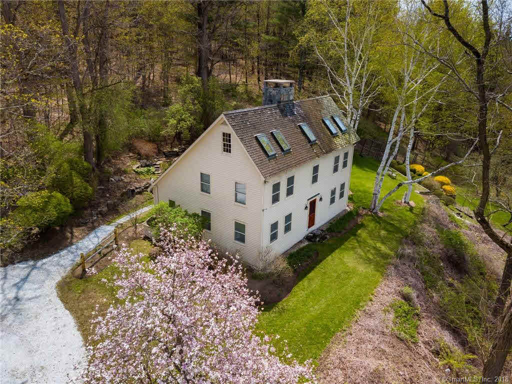 Building photograph for 45 COOPER HILL ROAD